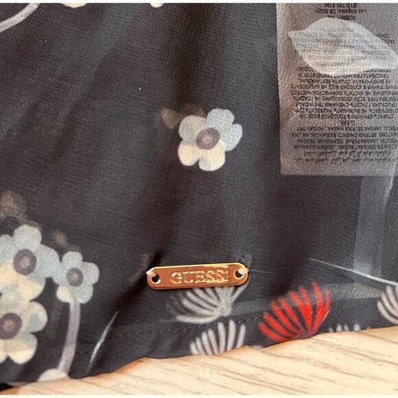 Guess poly button down embellished collar semi sheer floral print shirt. Sz S - Picture 2 of 6